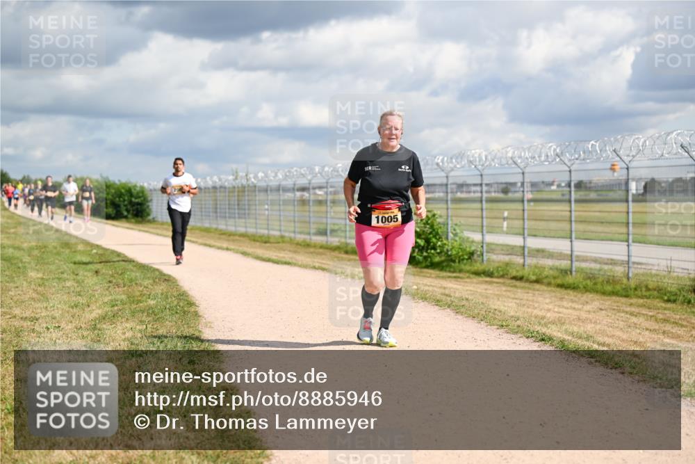 14.09.2025 - Airport Race Dr. Thomas Lammeyer http://msf.ph/oto/8885946 14.09.2025 12:44:45 Laufen 1005 meine-sportfotos.de