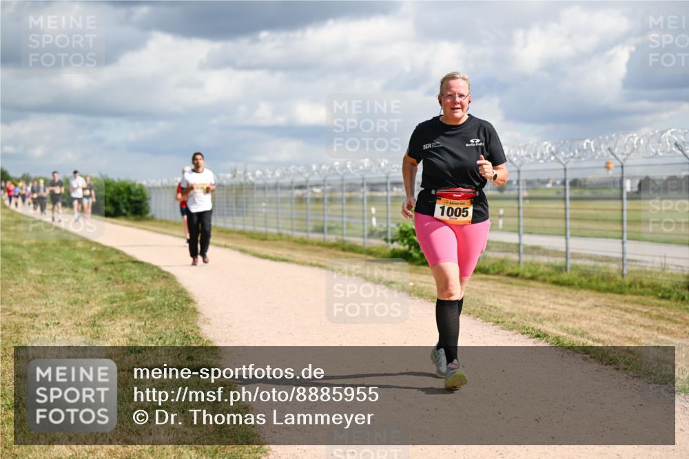 14.09.2025 - Airport Race Dr. Thomas Lammeyer http://msf.ph/oto/8885955 14.09.2025 12:44:46 Laufen 1005 meine-sportfotos.de