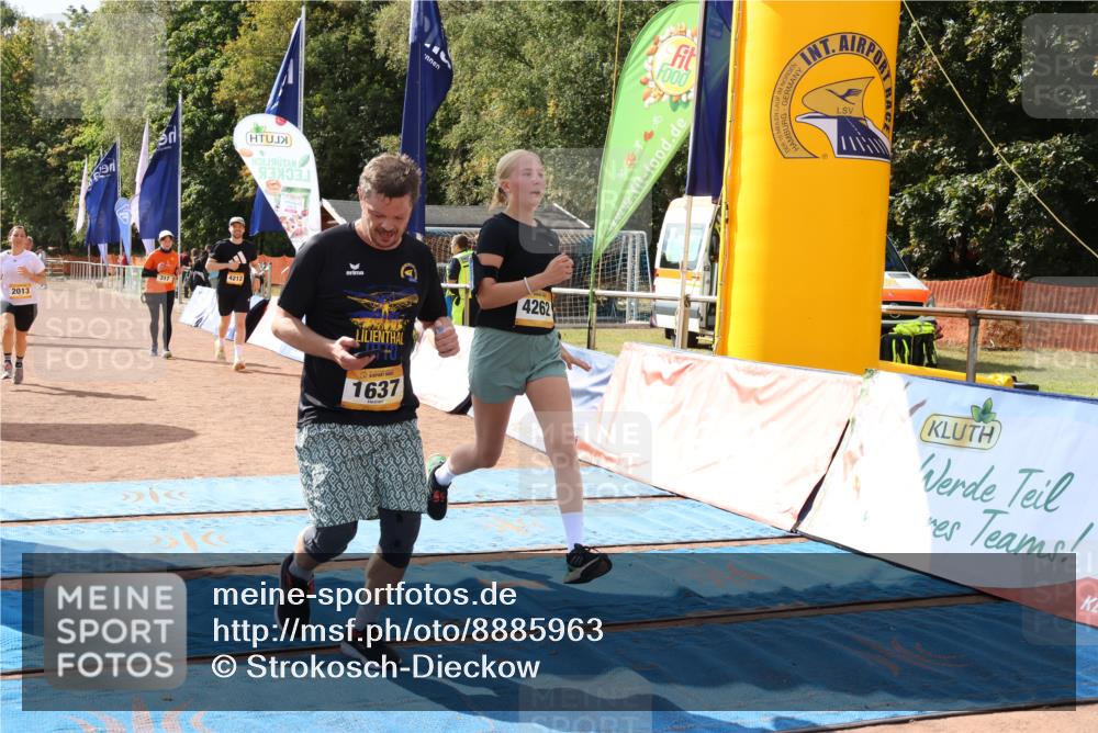 14.09.2025 - Airport Race Strokosch-Dieckow http://msf.ph/oto/8885963 14.09.2025 12:51:56 Ziel 317, 1637, 1981, 2013, 4212, 4262 meine-sportfotos.de