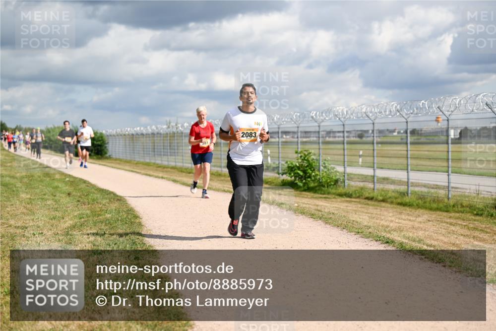 14.09.2025 - Airport Race Dr. Thomas Lammeyer http://msf.ph/oto/8885973 14.09.2025 12:44:51 Laufen 581, 2083 meine-sportfotos.de