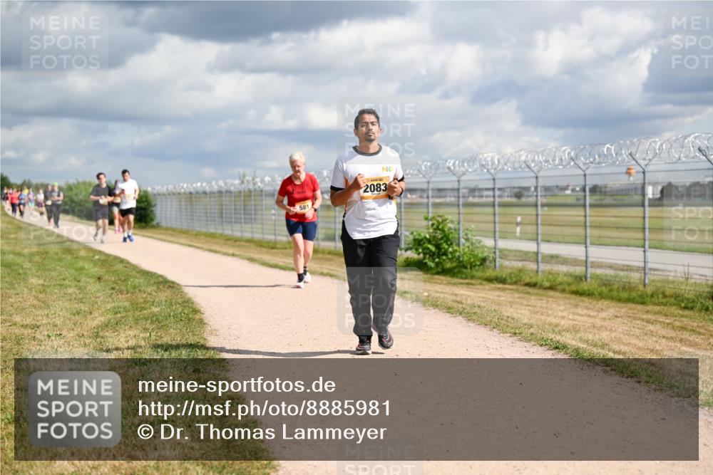 14.09.2025 - Airport Race Dr. Thomas Lammeyer http://msf.ph/oto/8885981 14.09.2025 12:44:52 Laufen 581, 2083 meine-sportfotos.de