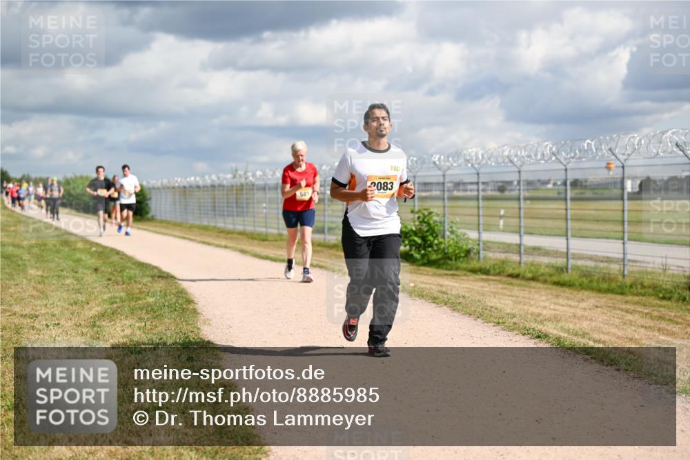14.09.2025 - Airport Race Dr. Thomas Lammeyer http://msf.ph/oto/8885985 14.09.2025 12:44:52 Laufen 581, 2083 meine-sportfotos.de