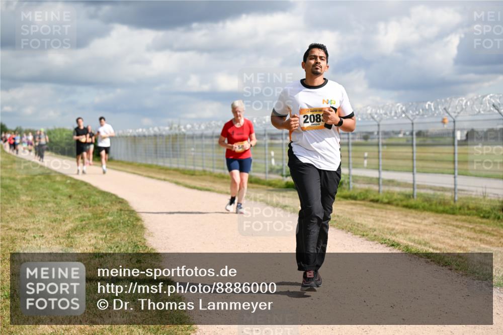 14.09.2025 - Airport Race Dr. Thomas Lammeyer http://msf.ph/oto/8886000 14.09.2025 12:44:53 Laufen 2083 meine-sportfotos.de