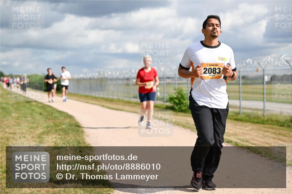 14.09.2025 - Airport Race Dr. Thomas Lammeyer http://msf.ph/oto/8886010 14.09.2025 12:44:53 Laufen 2083 meine-sportfotos.de