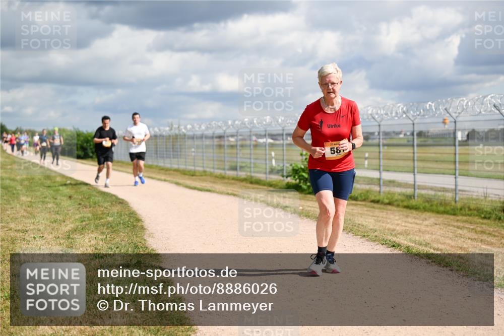 14.09.2025 - Airport Race Dr. Thomas Lammeyer http://msf.ph/oto/8886026 14.09.2025 12:44:56 Laufen 58 meine-sportfotos.de