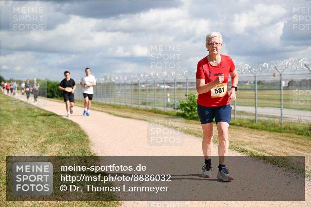 14.09.2025 - Airport Race Dr. Thomas Lammeyer http://msf.ph/oto/8886032 14.09.2025 12:44:56 Laufen 581 meine-sportfotos.de