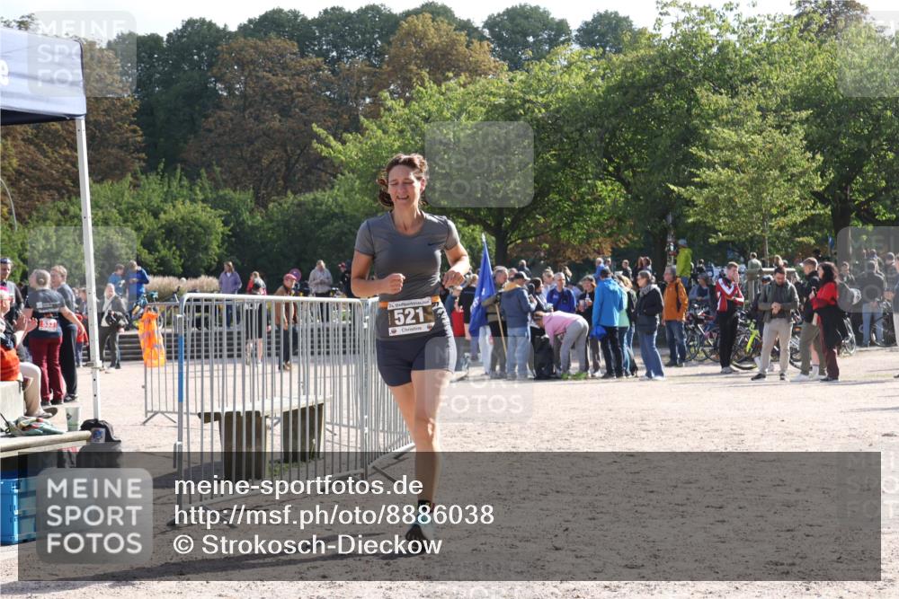 14.09.2025 - Stadtparktriathlon Strokosch-Dieckow http://msf.ph/oto/8886038 14.09.2025 11:11:05 Ziel 521 meine-sportfotos.de