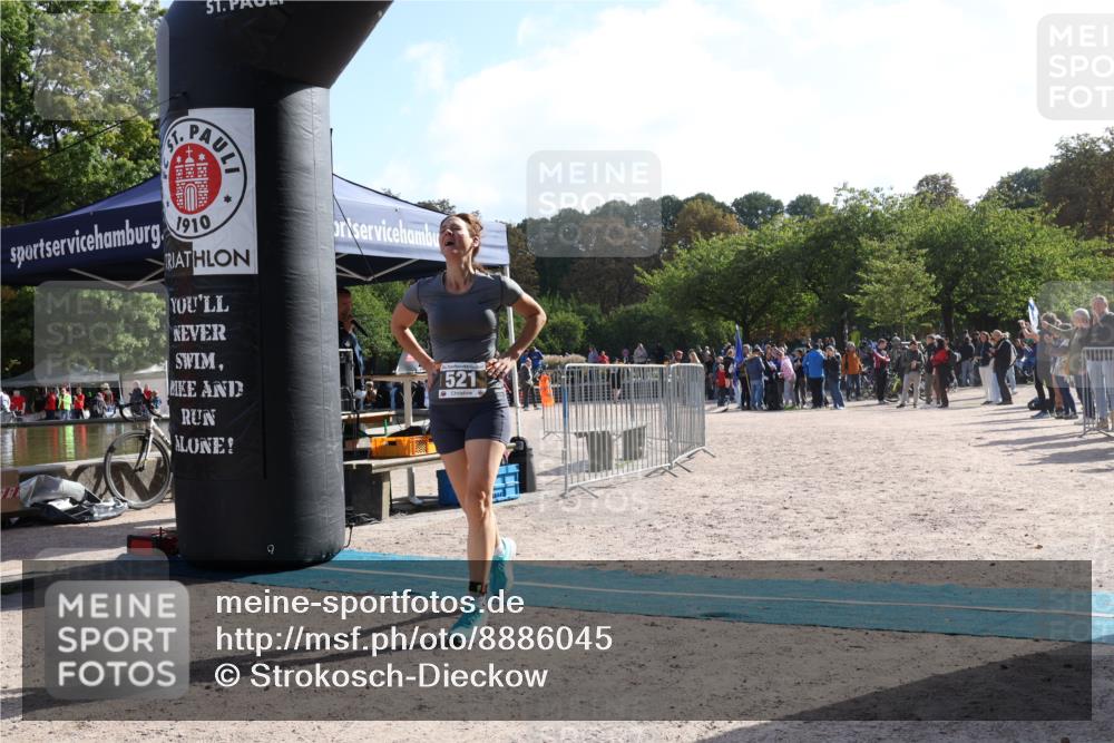 14.09.2025 - Stadtparktriathlon Strokosch-Dieckow http://msf.ph/oto/8886045 14.09.2025 11:11:07 Ziel 521 meine-sportfotos.de