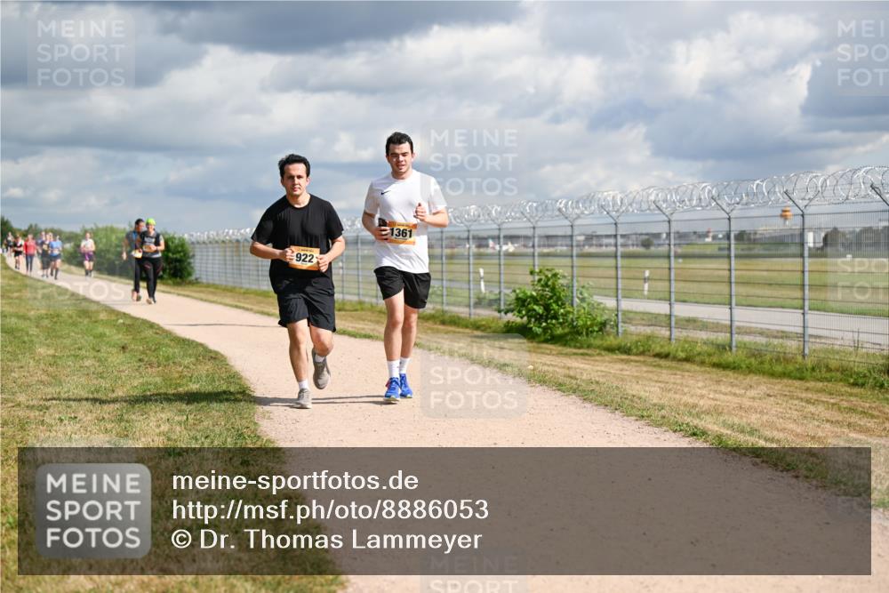 14.09.2025 - Airport Race Dr. Thomas Lammeyer http://msf.ph/oto/8886053 14.09.2025 12:45:01 Laufen 922, 1361 meine-sportfotos.de