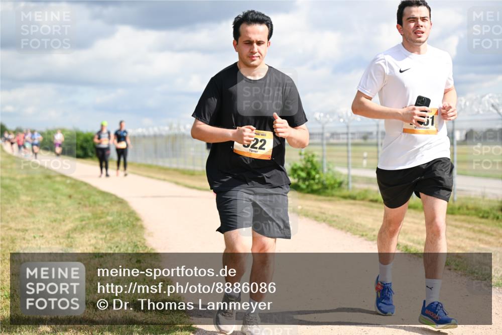 14.09.2025 - Airport Race Dr. Thomas Lammeyer http://msf.ph/oto/8886086 14.09.2025 12:45:03 Laufen 522 meine-sportfotos.de