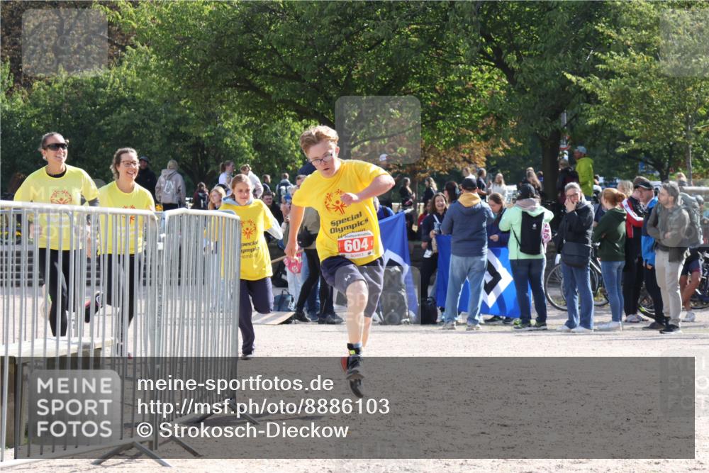 14.09.2025 - Stadtparktriathlon Strokosch-Dieckow http://msf.ph/oto/8886103 14.09.2025 11:13:03 Ziel 604 meine-sportfotos.de