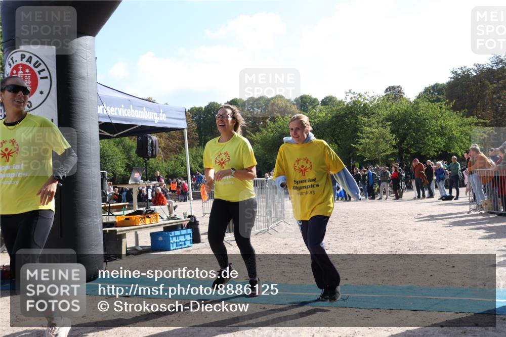 14.09.2025 - Stadtparktriathlon Strokosch-Dieckow http://msf.ph/oto/8886125 14.09.2025 11:13:07 Ziel 604 meine-sportfotos.de