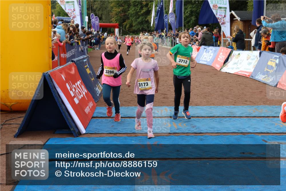14.09.2025 - Airport Race Strokosch-Dieckow http://msf.ph/oto/8886159 14.09.2025 10:29:47 Ziel 3105, 3120, 3173, 3286, 3311, 3317, 3321, 3322, 3325, 3336, 3389, 3482, 3712 meine-sportfotos.de