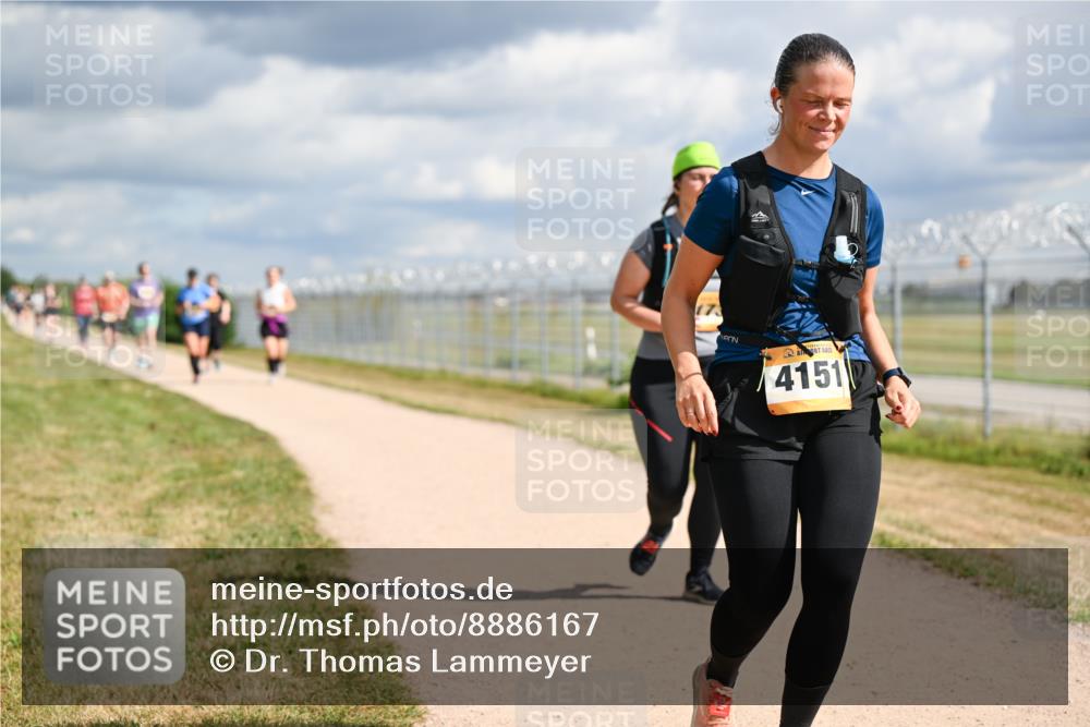 14.09.2025 - Airport Race Dr. Thomas Lammeyer http://msf.ph/oto/8886167 14.09.2025 12:45:14 Laufen 4151 meine-sportfotos.de