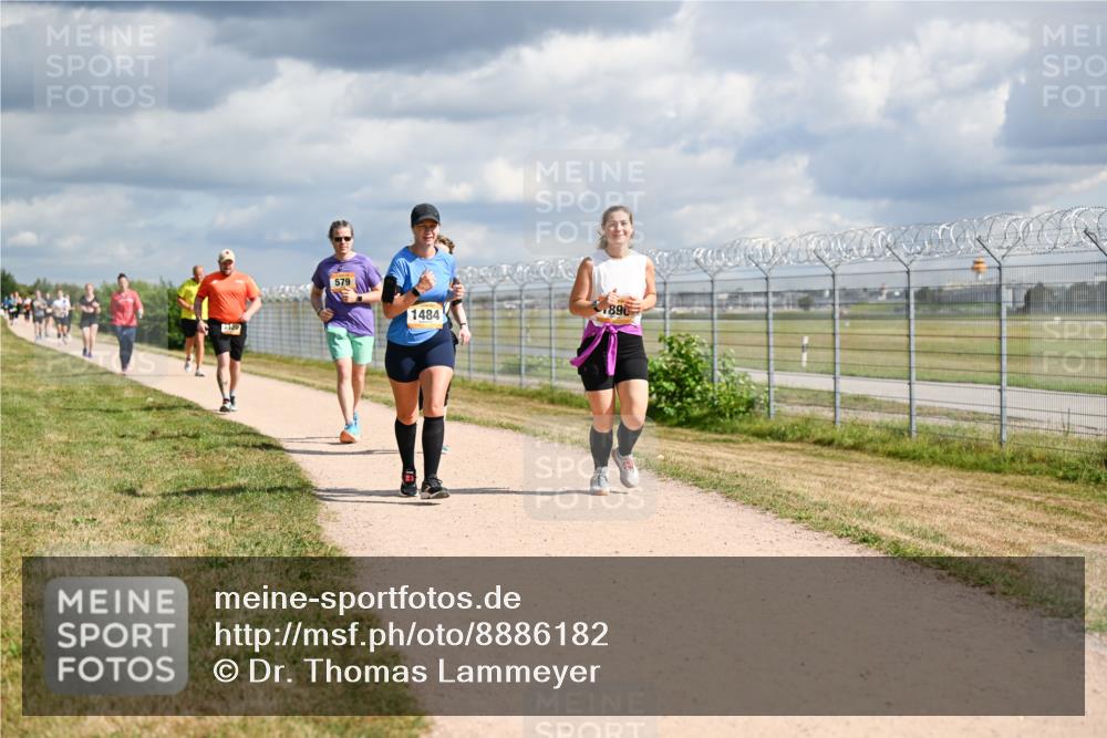 14.09.2025 - Airport Race Dr. Thomas Lammeyer http://msf.ph/oto/8886182 14.09.2025 12:45:22 Laufen 579, 1484, 896 meine-sportfotos.de