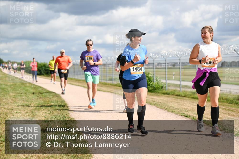 14.09.2025 - Airport Race Dr. Thomas Lammeyer http://msf.ph/oto/8886214 14.09.2025 12:45:24 Laufen 579, 1484 meine-sportfotos.de