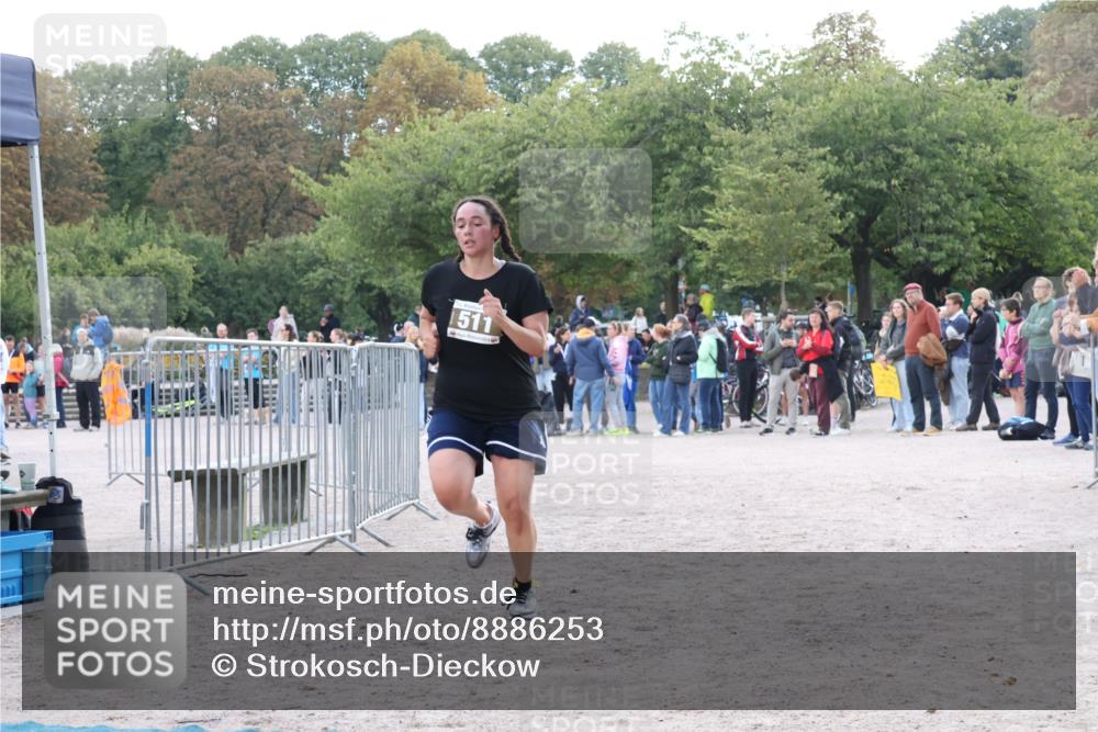14.09.2025 - Stadtparktriathlon Strokosch-Dieckow http://msf.ph/oto/8886253 14.09.2025 11:15:56 Ziel 511 meine-sportfotos.de