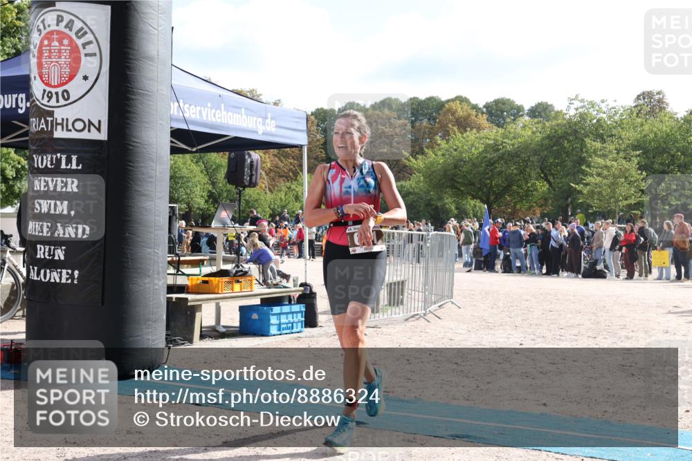 14.09.2025 - Stadtparktriathlon Strokosch-Dieckow http://msf.ph/oto/8886324 14.09.2025 11:18:39 Ziel 641 meine-sportfotos.de