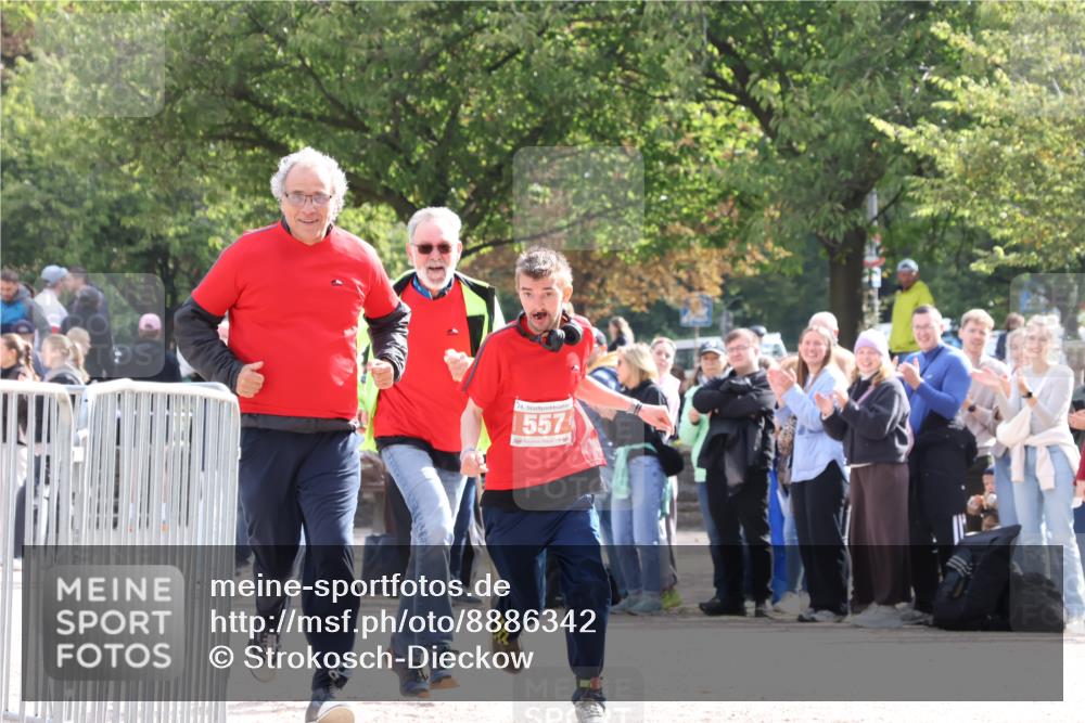 14.09.2025 - Stadtparktriathlon Strokosch-Dieckow http://msf.ph/oto/8886342 14.09.2025 11:19:39 Ziel 557 meine-sportfotos.de