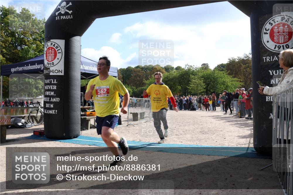 14.09.2025 - Stadtparktriathlon Strokosch-Dieckow http://msf.ph/oto/8886381 14.09.2025 11:19:49 Ziel 562 meine-sportfotos.de