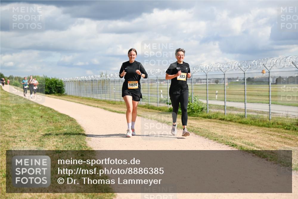 14.09.2025 - Airport Race Dr. Thomas Lammeyer http://msf.ph/oto/8886385 14.09.2025 12:45:55 Laufen 1020, 323 meine-sportfotos.de