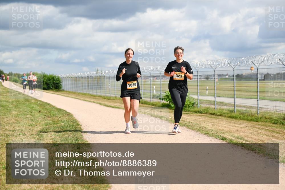 14.09.2025 - Airport Race Dr. Thomas Lammeyer http://msf.ph/oto/8886389 14.09.2025 12:45:55 Laufen 1020, 323 meine-sportfotos.de