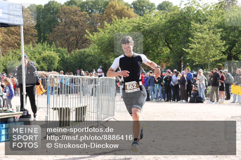 14.09.2025 - Stadtparktriathlon Strokosch-Dieckow http://msf.ph/oto/8886416 14.09.2025 11:20:02 Ziel 662 meine-sportfotos.de