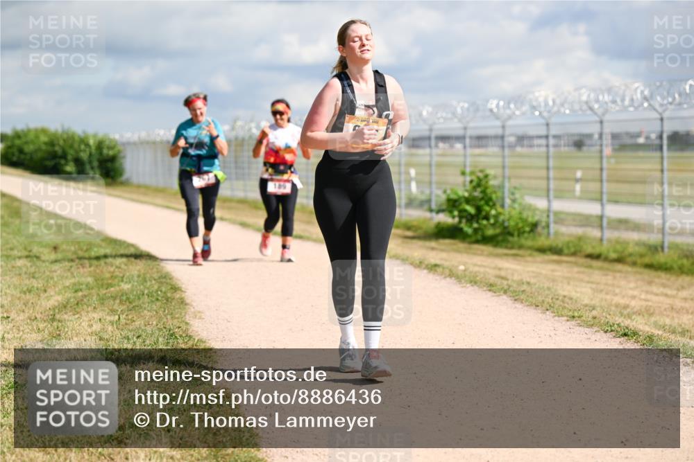 14.09.2025 - Airport Race Dr. Thomas Lammeyer http://msf.ph/oto/8886436 14.09.2025 12:46:11 Laufen 189 meine-sportfotos.de