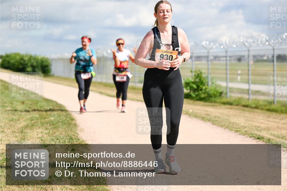 14.09.2025 - Airport Race Dr. Thomas Lammeyer http://msf.ph/oto/8886446 14.09.2025 12:46:11 Laufen 930 meine-sportfotos.de