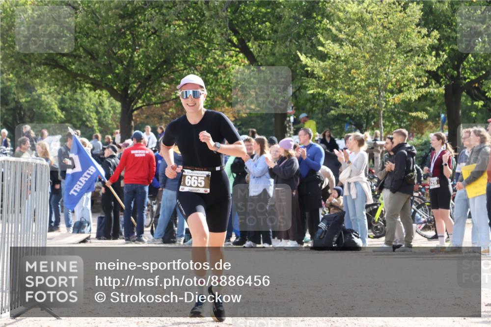 14.09.2025 - Stadtparktriathlon Strokosch-Dieckow http://msf.ph/oto/8886456 14.09.2025 11:20:58 Ziel 665 meine-sportfotos.de