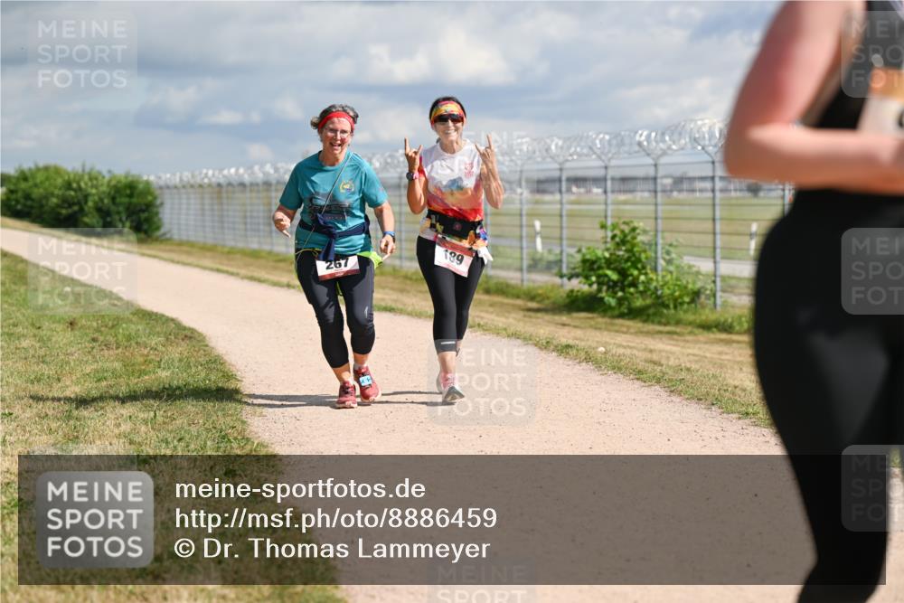 14.09.2025 - Airport Race Dr. Thomas Lammeyer http://msf.ph/oto/8886459 14.09.2025 12:46:13 Laufen 267, 189 meine-sportfotos.de