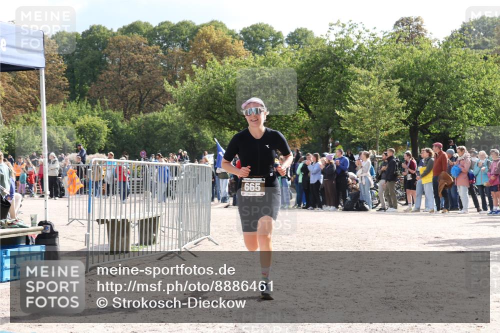 14.09.2025 - Stadtparktriathlon Strokosch-Dieckow http://msf.ph/oto/8886461 14.09.2025 11:21:00 Ziel 665 meine-sportfotos.de