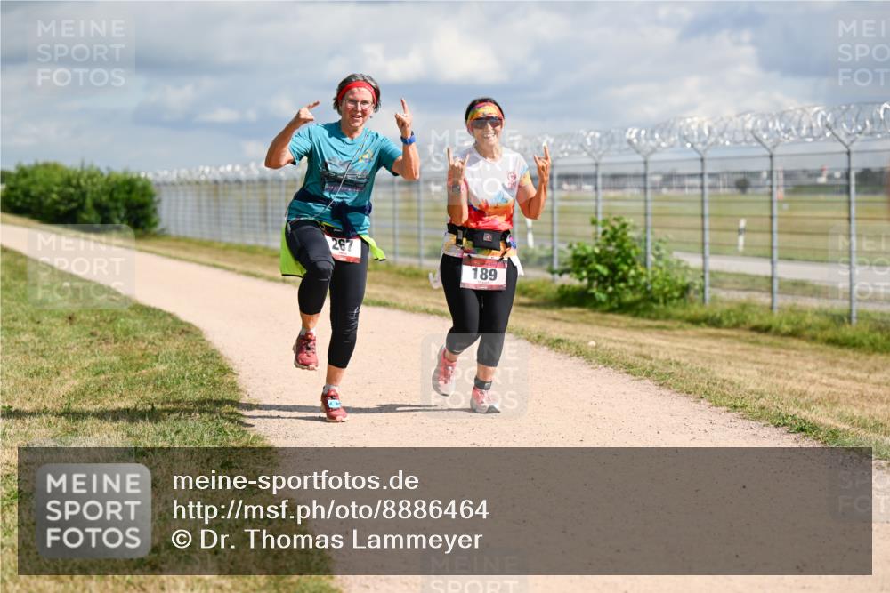 14.09.2025 - Airport Race Dr. Thomas Lammeyer http://msf.ph/oto/8886464 14.09.2025 12:46:14 Laufen 267, 189 meine-sportfotos.de