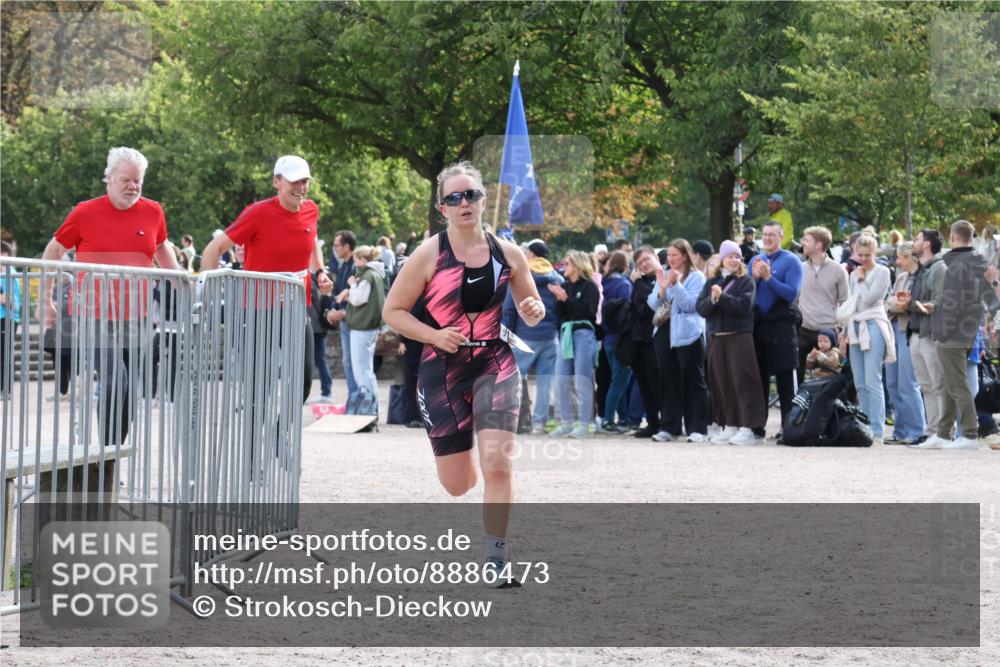 14.09.2025 - Stadtparktriathlon Strokosch-Dieckow http://msf.ph/oto/8886473 14.09.2025 11:21:14 Ziel 515, 598 meine-sportfotos.de