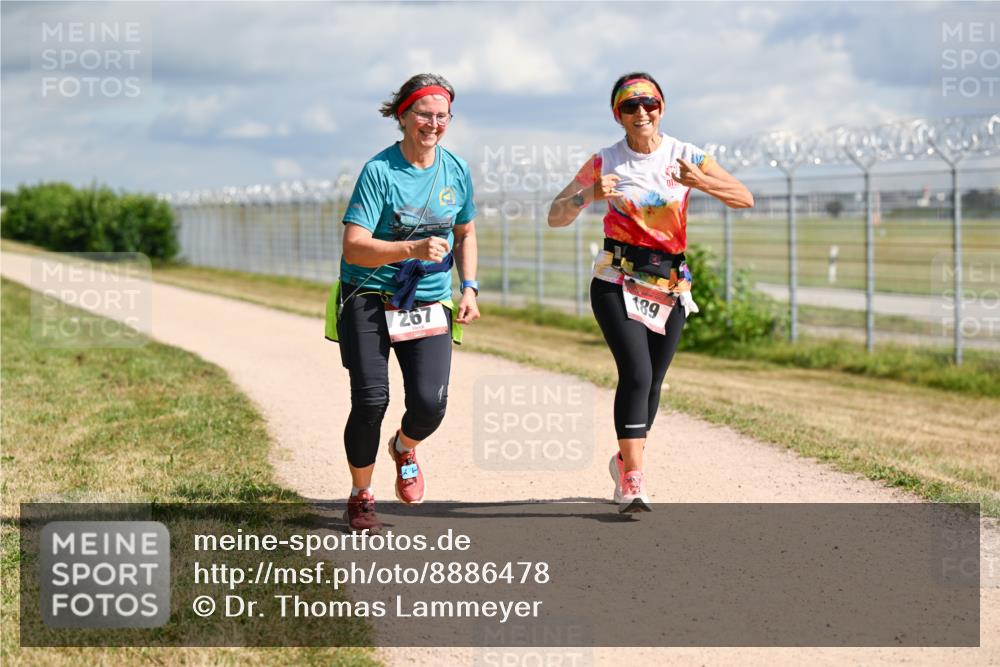 14.09.2025 - Airport Race Dr. Thomas Lammeyer http://msf.ph/oto/8886478 14.09.2025 12:46:14 Laufen 267, 189 meine-sportfotos.de