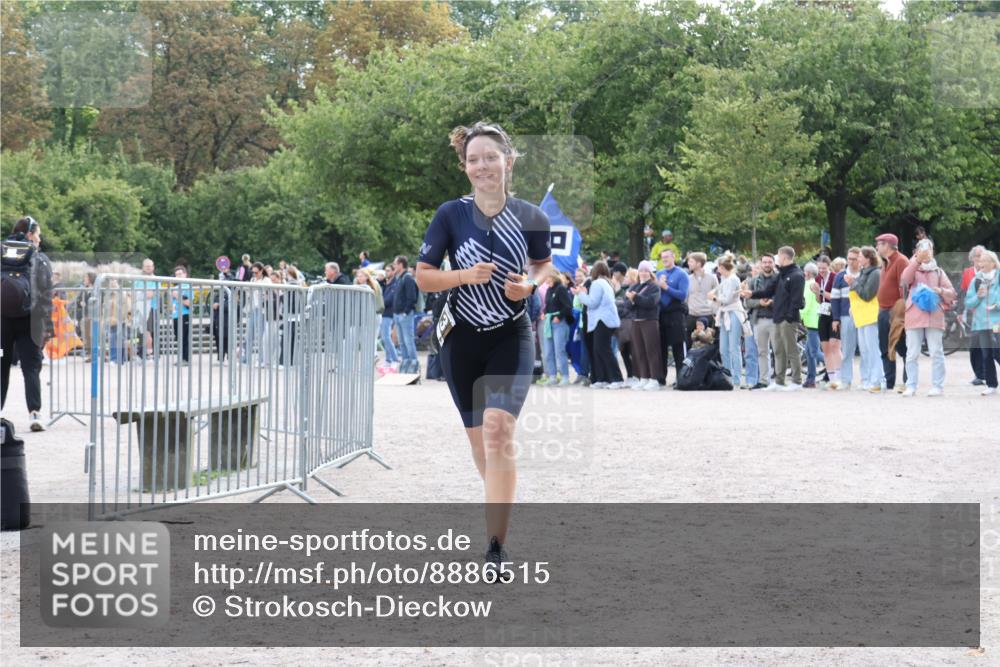 14.09.2025 - Stadtparktriathlon Strokosch-Dieckow http://msf.ph/oto/8886515 14.09.2025 11:21:25 Ziel 513, 598 meine-sportfotos.de