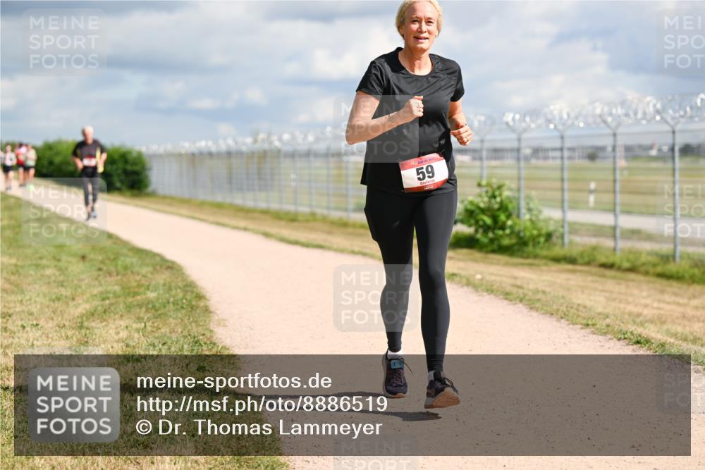 14.09.2025 - Airport Race Dr. Thomas Lammeyer http://msf.ph/oto/8886519 14.09.2025 12:46:45 Laufen 59 meine-sportfotos.de