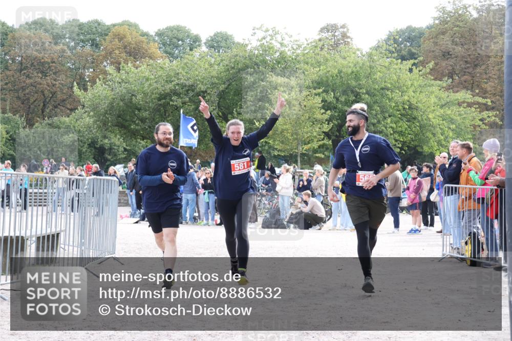 14.09.2025 - Stadtparktriathlon Strokosch-Dieckow http://msf.ph/oto/8886532 14.09.2025 11:22:18 Ziel 581 meine-sportfotos.de