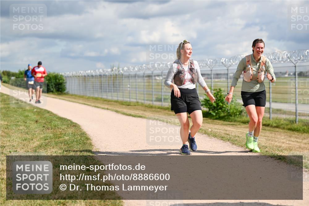 14.09.2025 - Airport Race Dr. Thomas Lammeyer http://msf.ph/oto/8886600 14.09.2025 12:47:05 Laufen  meine-sportfotos.de