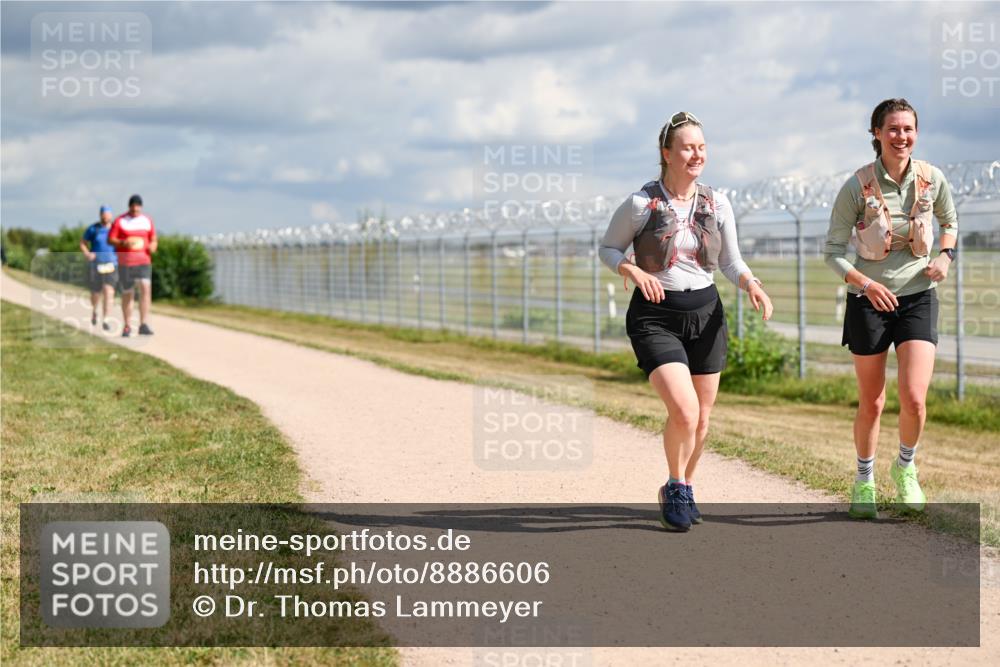14.09.2025 - Airport Race Dr. Thomas Lammeyer http://msf.ph/oto/8886606 14.09.2025 12:47:05 Laufen  meine-sportfotos.de