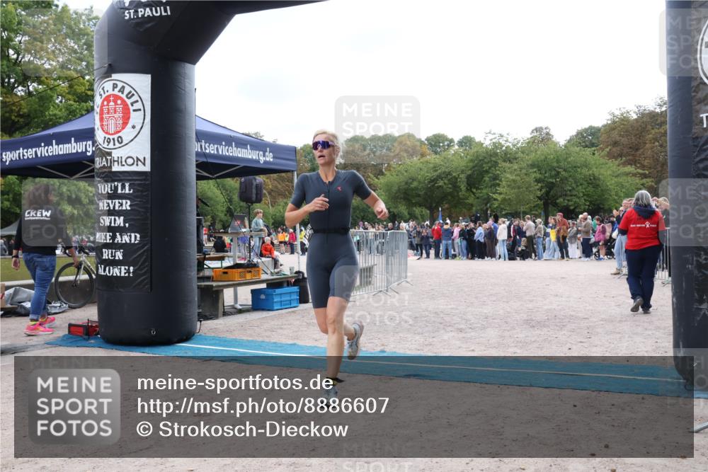 14.09.2025 - Stadtparktriathlon Strokosch-Dieckow http://msf.ph/oto/8886607 14.09.2025 11:23:30 Ziel 659 meine-sportfotos.de
