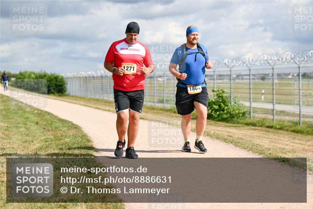 14.09.2025 - Airport Race Dr. Thomas Lammeyer http://msf.ph/oto/8886631 14.09.2025 12:47:16 Laufen 1271, 1804 meine-sportfotos.de