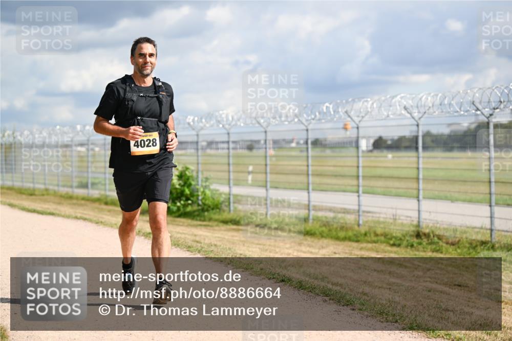 14.09.2025 - Airport Race Dr. Thomas Lammeyer http://msf.ph/oto/8886664 14.09.2025 12:47:51 Laufen 4028 meine-sportfotos.de
