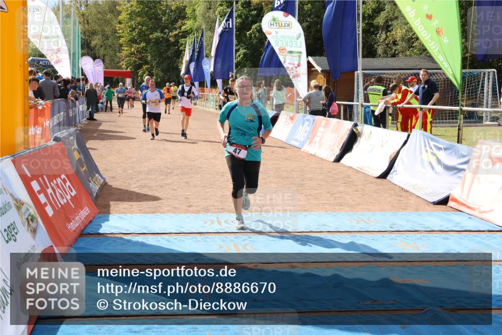 14.09.2025 - Airport Race Strokosch-Dieckow http://msf.ph/oto/8886670 14.09.2025 12:53:18 Ziel 47, 1096, 1513, 1759, 2081 meine-sportfotos.de