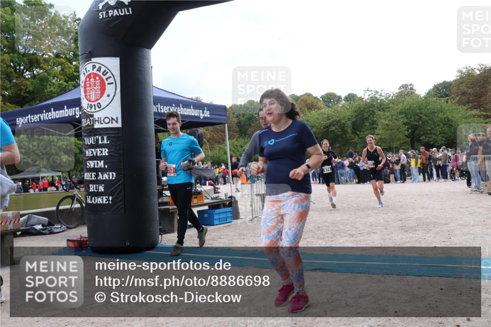 14.09.2025 - Stadtparktriathlon Strokosch-Dieckow http://msf.ph/oto/8886698 14.09.2025 11:25:38 Ziel 553, 568, 674, 701 meine-sportfotos.de