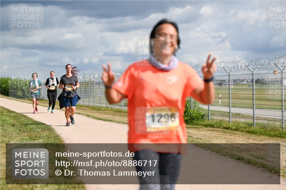 14.09.2025 - Airport Race Dr. Thomas Lammeyer http://msf.ph/oto/8886717 14.09.2025 12:48:07 Laufen 1596, 1598, 1304, 1296 meine-sportfotos.de