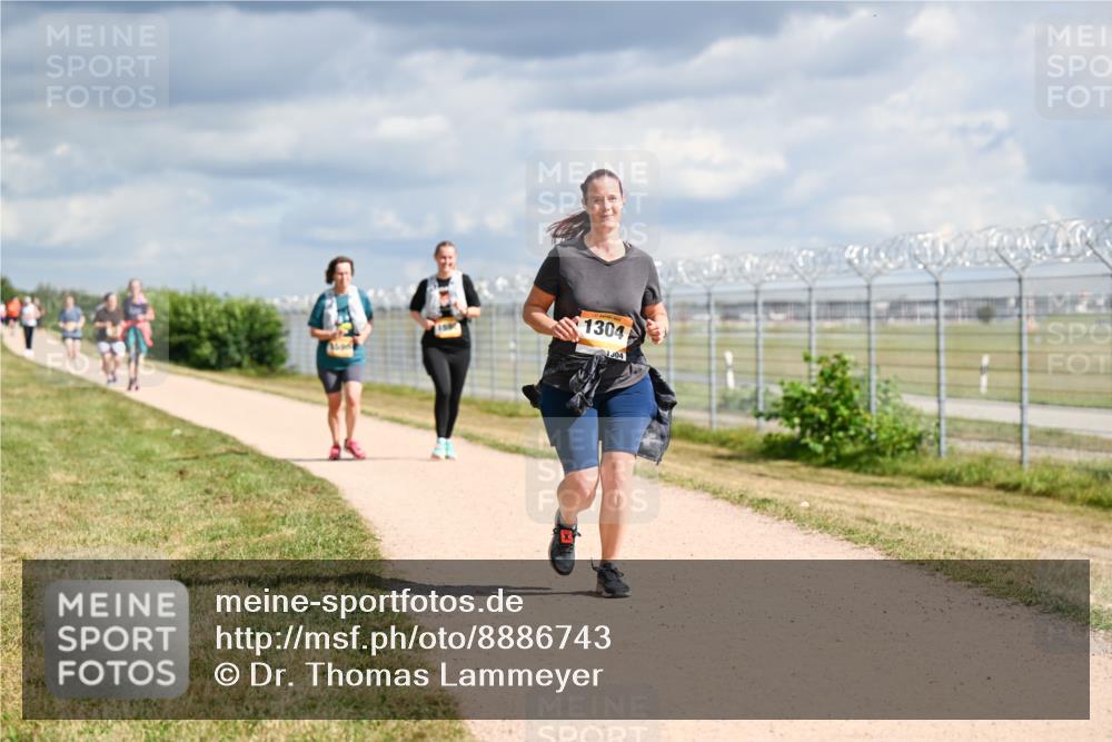 14.09.2025 - Airport Race Dr. Thomas Lammeyer http://msf.ph/oto/8886743 14.09.2025 12:48:10 Laufen 1304, 304 meine-sportfotos.de
