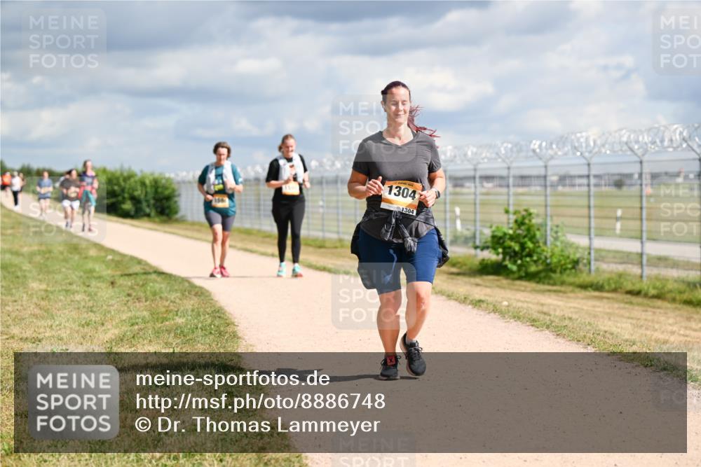 14.09.2025 - Airport Race Dr. Thomas Lammeyer http://msf.ph/oto/8886748 14.09.2025 12:48:10 Laufen 1304, 1304 meine-sportfotos.de
