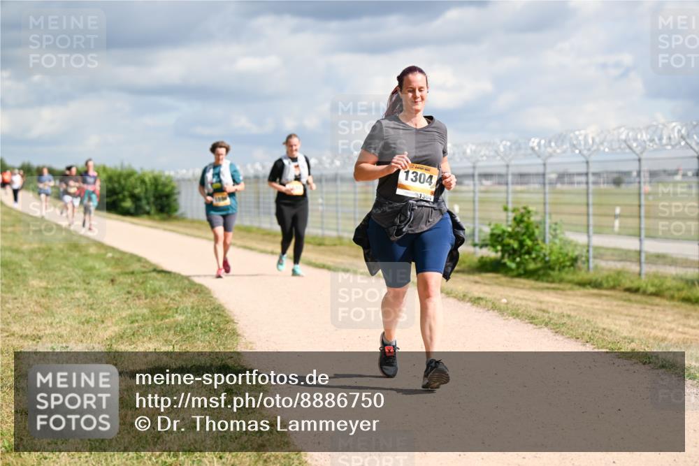 14.09.2025 - Airport Race Dr. Thomas Lammeyer http://msf.ph/oto/8886750 14.09.2025 12:48:10 Laufen 1304, 1304 meine-sportfotos.de