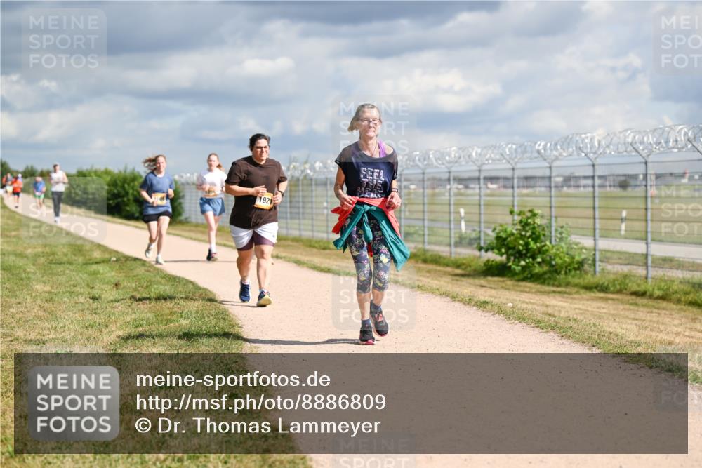 14.09.2025 - Airport Race Dr. Thomas Lammeyer http://msf.ph/oto/8886809 14.09.2025 12:48:24 Laufen 1921 meine-sportfotos.de